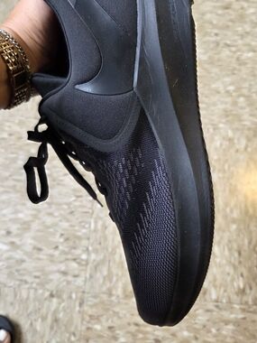 Nike Air Zoom Winflo 6, Triple Black